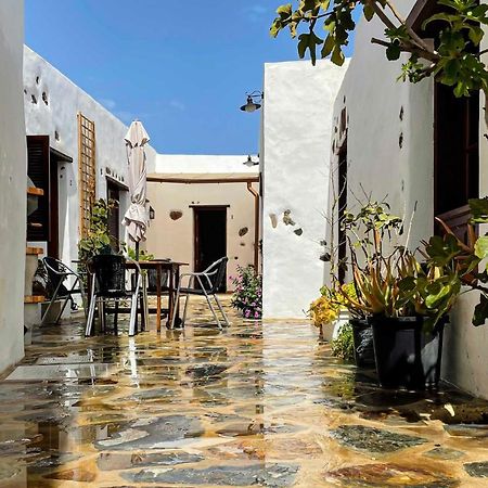 Eco Reyna House Villa Haria Luaran gambar